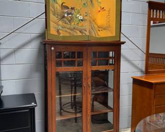 Display Cabinet and Screen Orlando