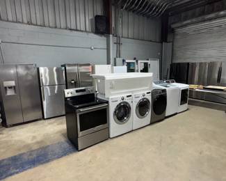 Refrigerators, Stoves, Tubs and Washer & Dryers Orlando Estate Auction
