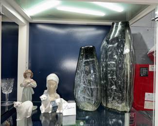 LLadro and Art Glass Vases Orlando Estate Auction