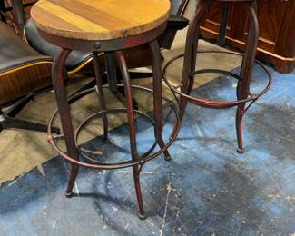 Adjustable Bar Stools Orlando Estate Auction