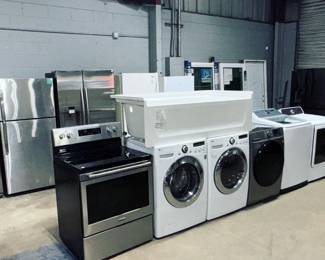 Refrigerators, Washers & Dryers, Tubs and Stoves Orlando Estate Auction