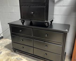 Dresser and Nightstand Orlando