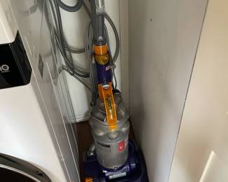 Dyson vacuum 