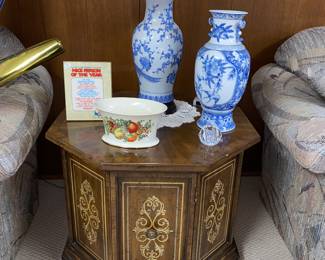 End table with storage , blue and white vase and lamp, Lenox