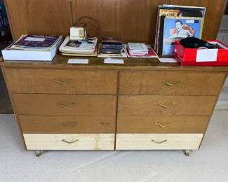 6 drawer Vtg. Dresser