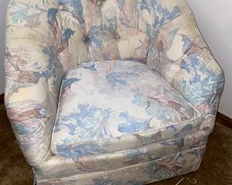 Floral 80s arm chair
