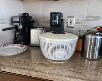 Kitchen ware including Kuerig and espresso maker