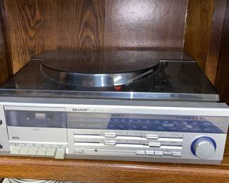 Sharp stereo with turntable -untested