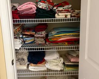 Vintage tablecloths, placemats, cloth napkins