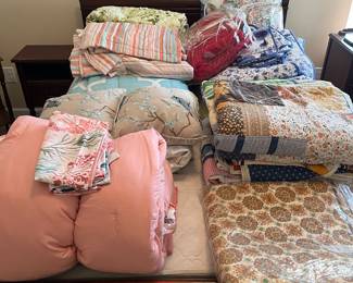 Quilts and bedding