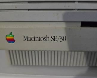 Ancient computer!  Macintosh SE/30  wow!   Rainbow Apple logo 