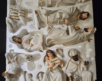 large ceramic white & Gold Nativity with Styrofoam mold in excellent condition - upright figures stand about 10"