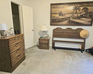 5-piece bedroom set:  Headboard, bedframe, nightstand, chest of drawers, dresser with mirror
