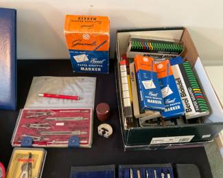BOX FULL OF VINTAGE PENCILS / DRAFTSMAN SETS