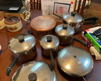 VINTAGE COOKWARE