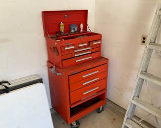 KENNEDY TOOL CABINET