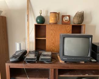 MISCELLANEOUS ELECTRONICS 