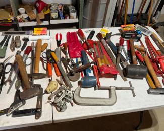 LOTS OF HAND TOOLS