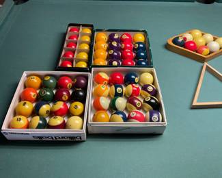 VINTAGE POOL BALL SETS