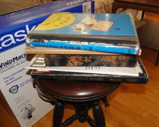 More books, Piano stool
