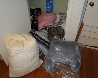 Comforters, afghans, Blankets