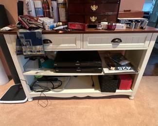 Entertainment stand