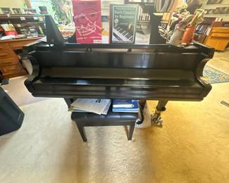 Mason & Hamlin baby grand piano