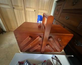 Sewing / crafting box