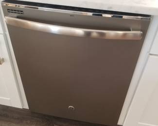 GE dishwasher with stainless steel interior is 24" wide
