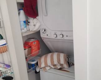 GE ELECTRIC apartment washer/dryer combo