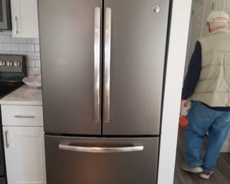 GE refrigerator