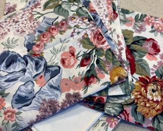 Ralph Lauren Napkins and Tablecloth