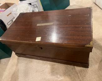 Trunk 30l x 16.5w x 13h