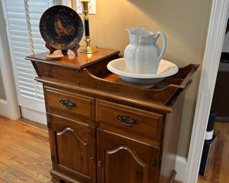 Vintage dry sink with flip up top