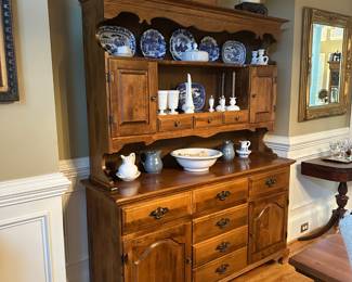 Moosehead Furn Co Maine Hutch/Cabinet