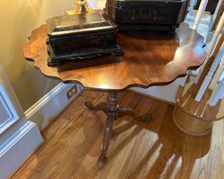 Vintage banded tilt top tripod table - birdcage action