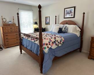 Vintage Ethan Allen Four Poster queen size bed