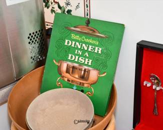 032Some Highlights Downers Grove Estate Sale