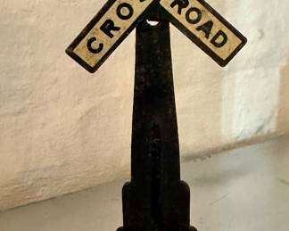 Lionel 1930’s. - 40s metal railroad crossing sign