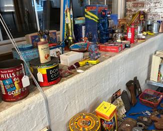 Vintage tins