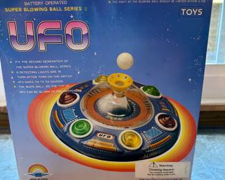 Tin UFO "Super Blowing Series II " Battery opperated.