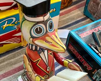 Doctor Duck wind up toy