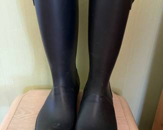 Woman's Hunter boots size 7