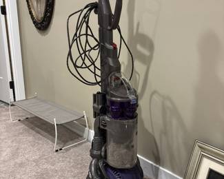 Dyson DC25 Animal Ball Technology Upright Vacuum