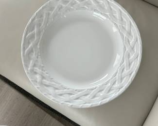 Oneida Picnic Pattern Salad or Bread Plate with embossed basket weave design