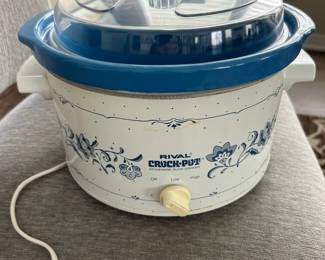 Rival Crockpot Stoneware Slow Cooker 5 qt.
