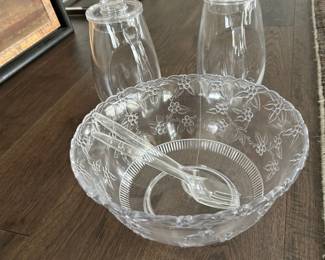 Plastic Serving Bowl with Flowers