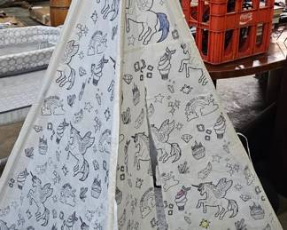 CHILDS PLAY TEEPEE TOY