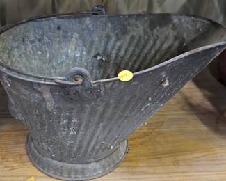 GALVANIZED ASH BUCKET