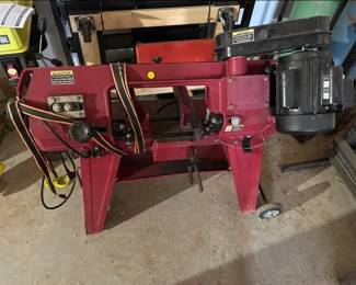 CENTRAL MACHINERY BANDSAW